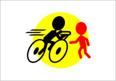自転車の飛出し注意の貼り紙画像3